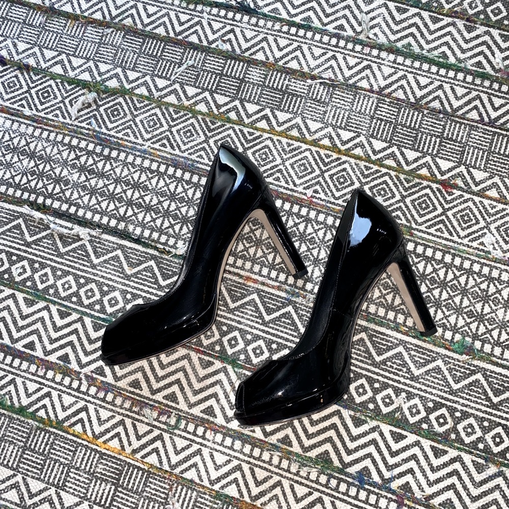 Via Spiga Peep Toe
